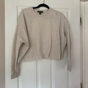 Cropped crewneck